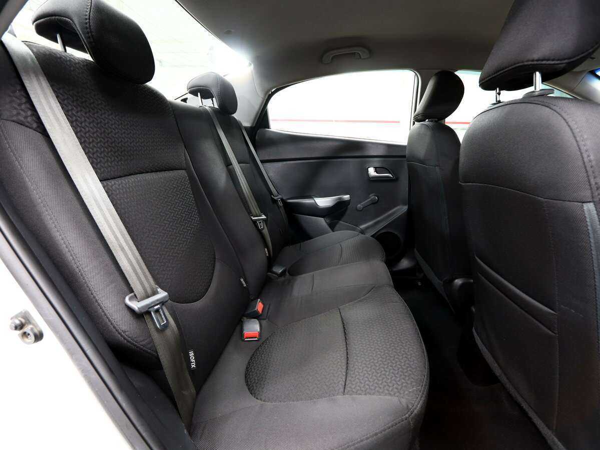 Купить Kia Rio с пробегом. Фото: #17