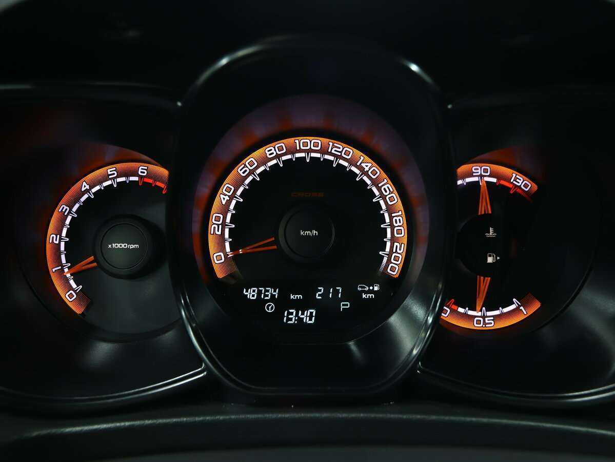 Купить Lada (ВАЗ) Vesta с пробегом. Фото: #17