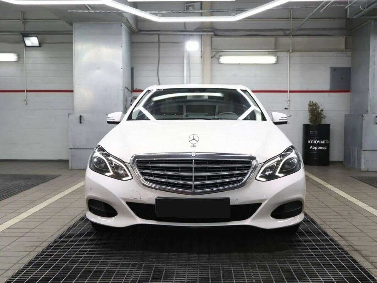 Купить Mercedes-Benz E-Класс с пробегом. Фото: #1