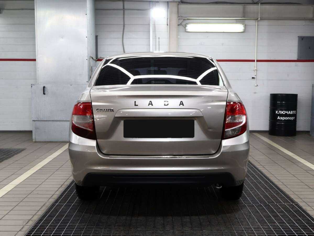 Купить Lada (ВАЗ) Granta с пробегом. Фото: #4