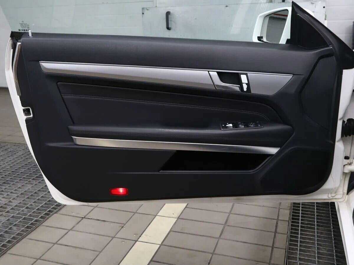 Купить Mercedes-Benz E-Класс с пробегом. Фото: #14