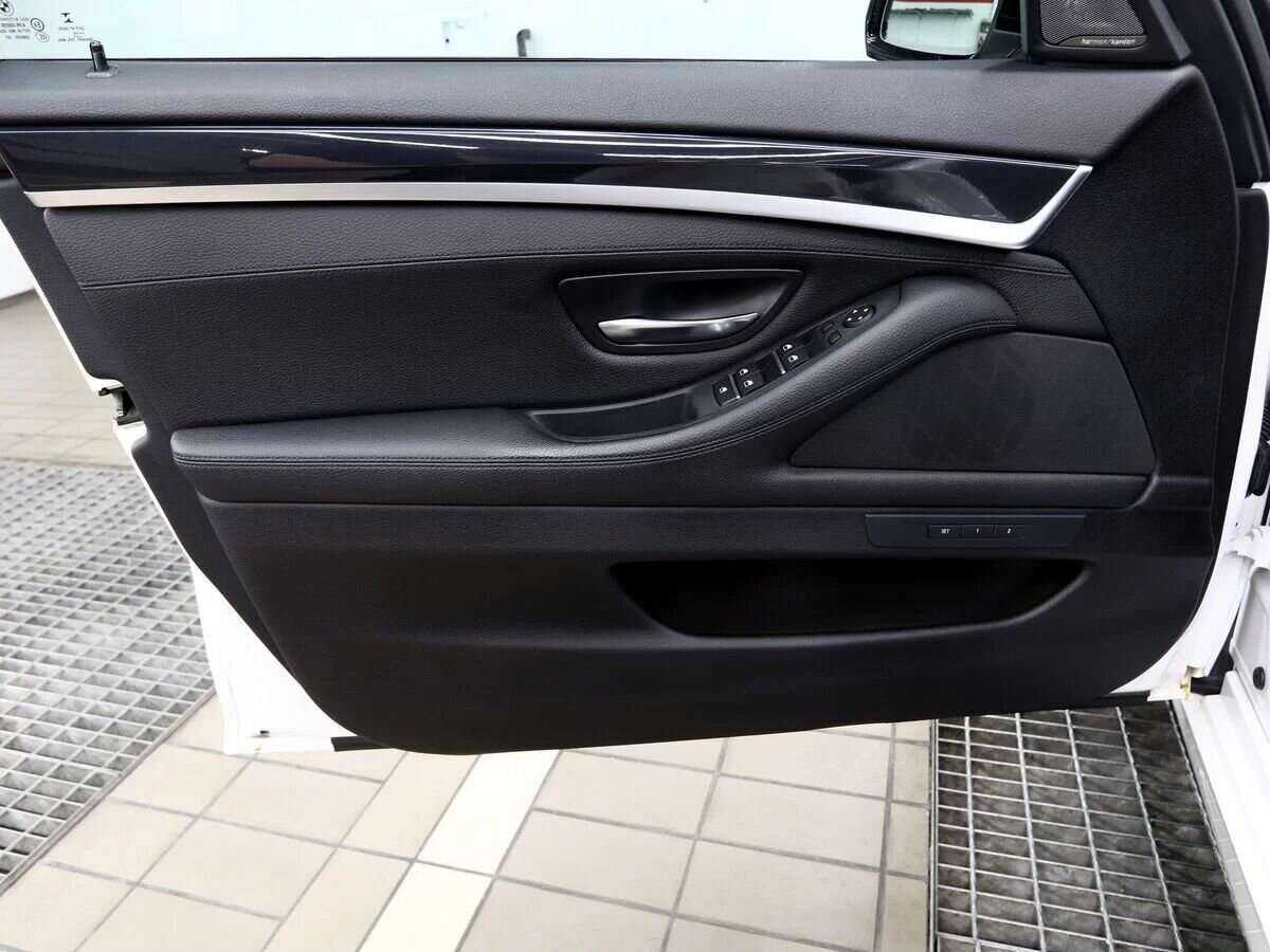 Купить BMW 5 серии с пробегом. Фото: #13