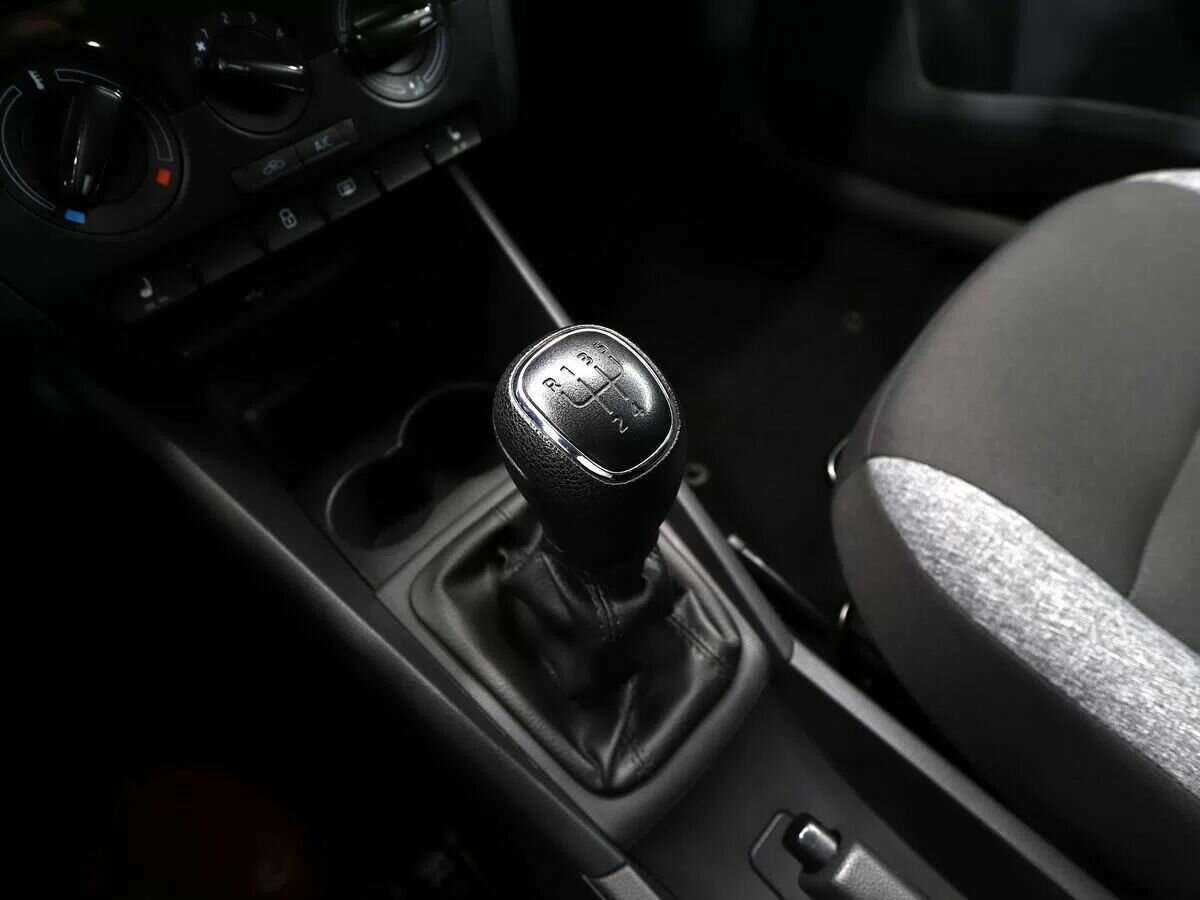 Купить Skoda Rapid с пробегом. Фото: #15