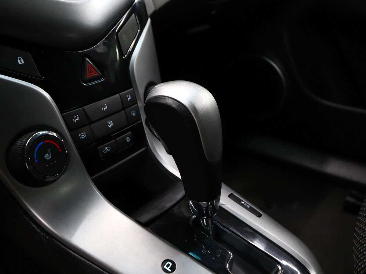 Купить Chevrolet Cruze с пробегом. Фото: #7