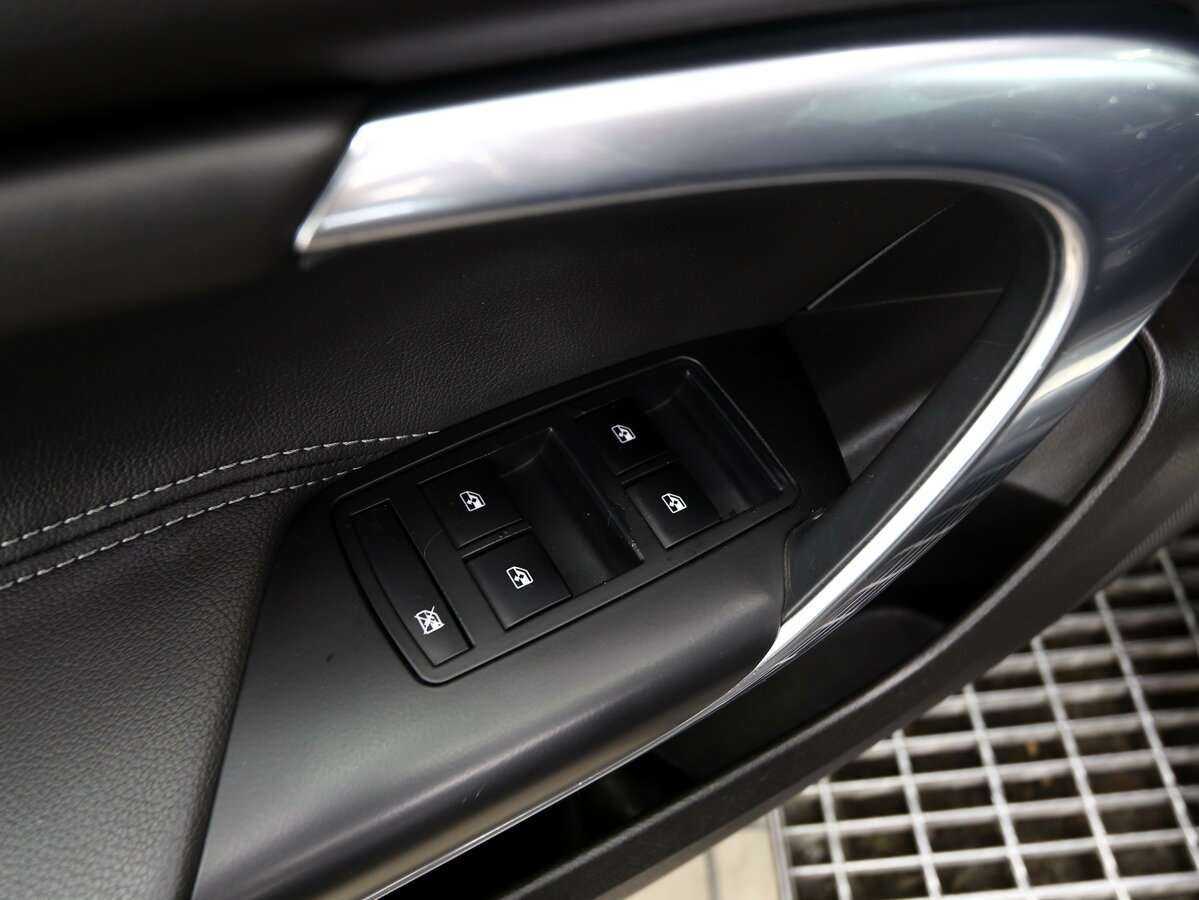 Купить Opel Insignia с пробегом. Фото: #15