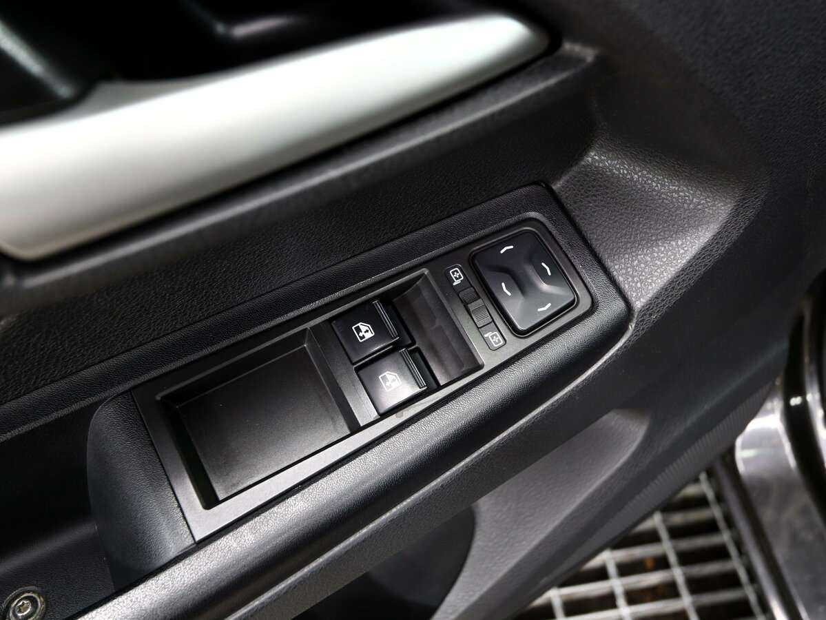 Купить Lada (ВАЗ) Vesta с пробегом. Фото: #8