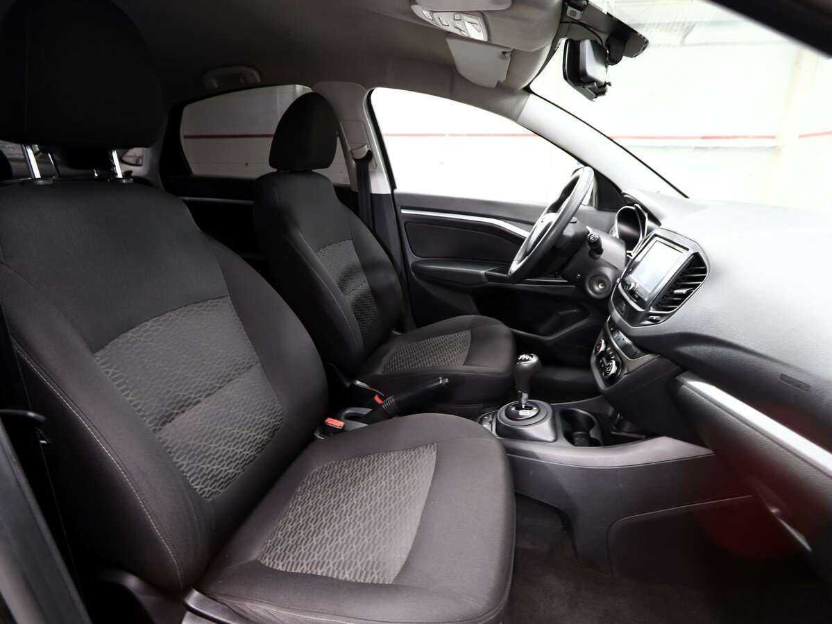 Купить Lada (ВАЗ) Vesta с пробегом. Фото: #12