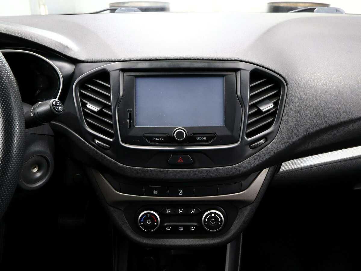 Купить Lada (ВАЗ) Vesta с пробегом. Фото: #17