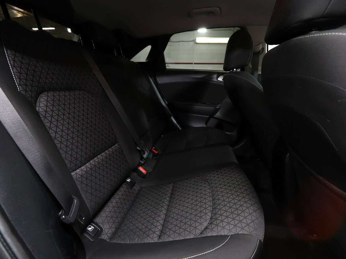 Купить Kia Ceed с пробегом. Фото: #13