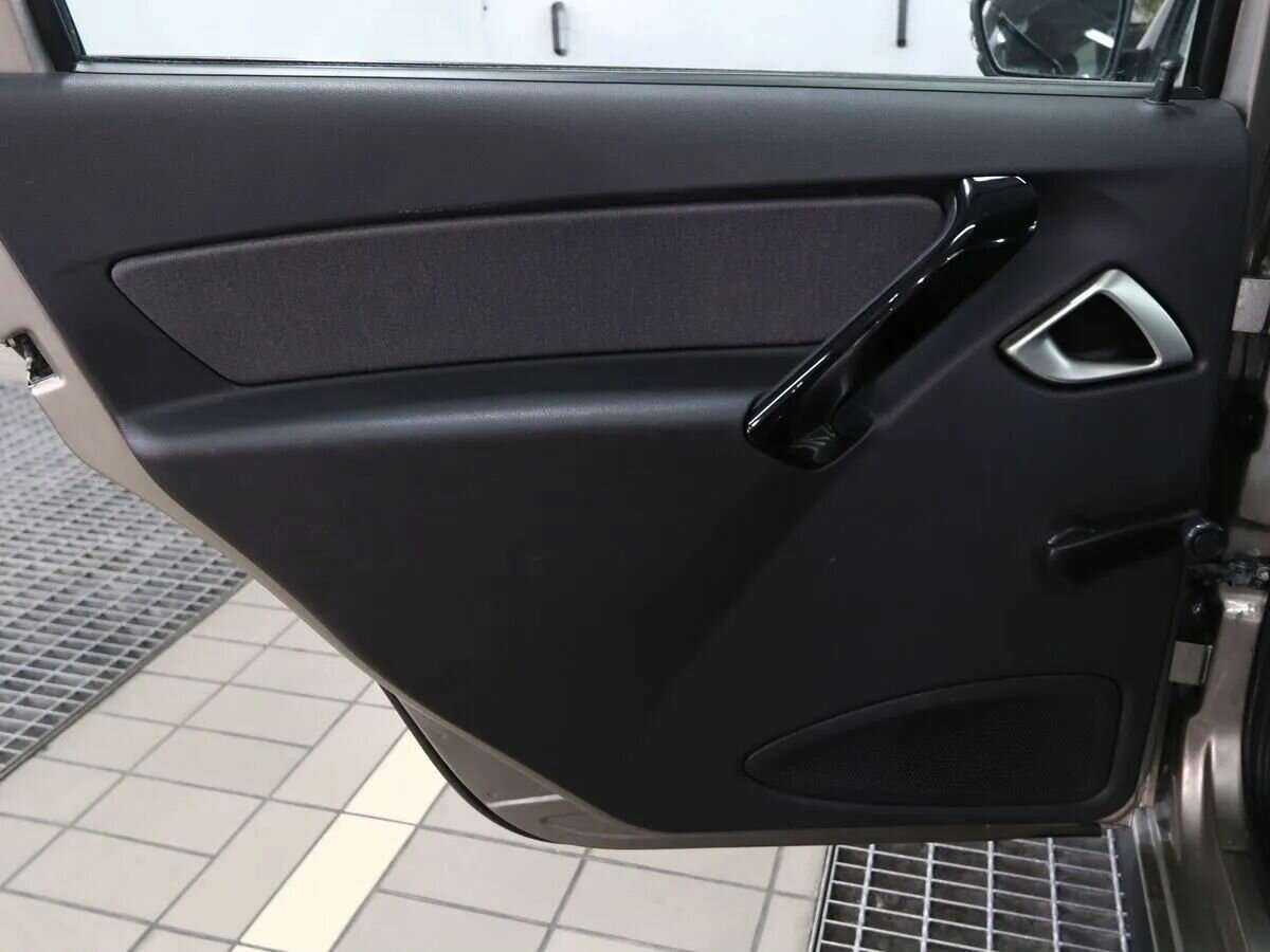 Купить Lada (ВАЗ) Granta с пробегом. Фото: #7