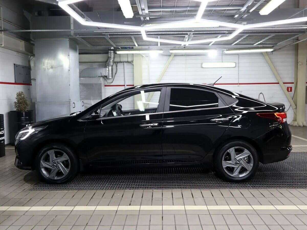 Купить Hyundai Solaris с пробегом. Фото: #4