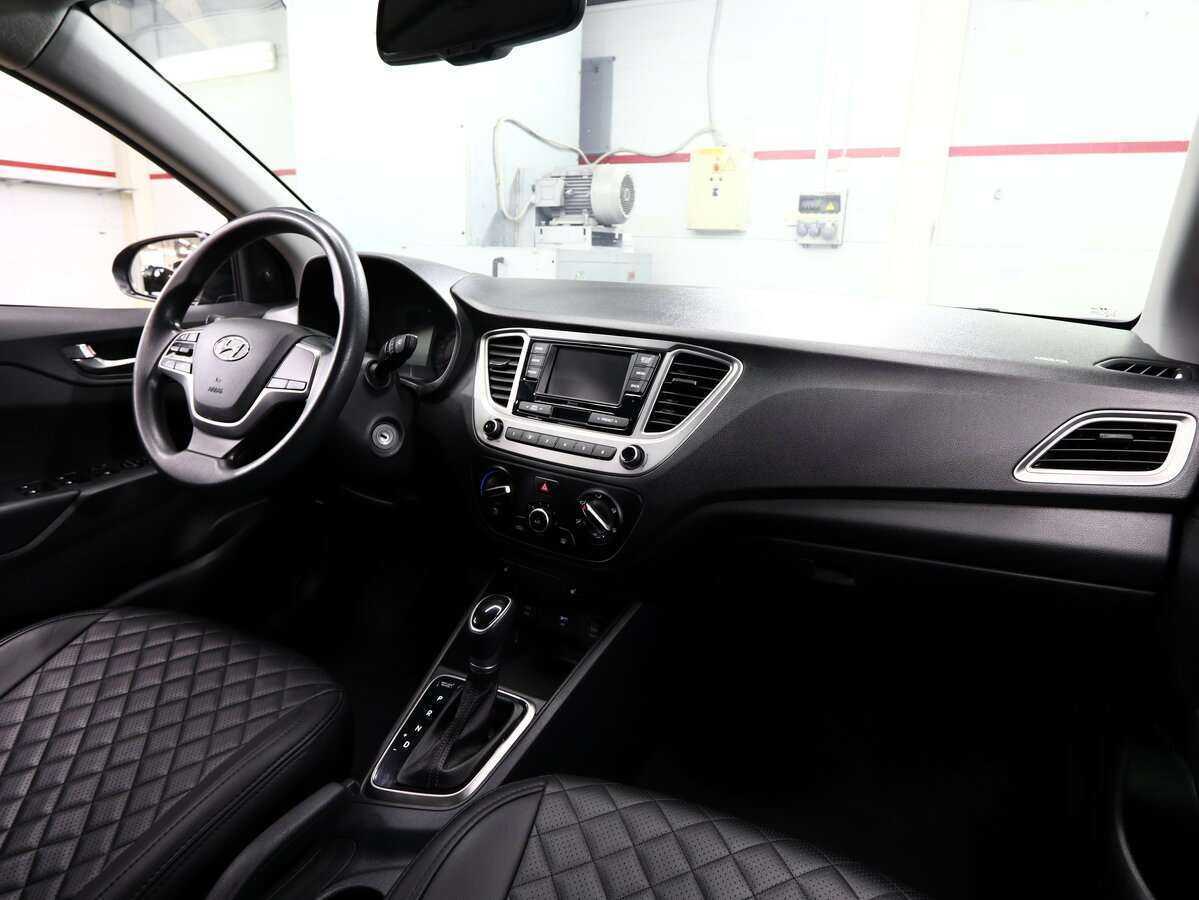 Купить Hyundai Solaris с пробегом. Фото: #14