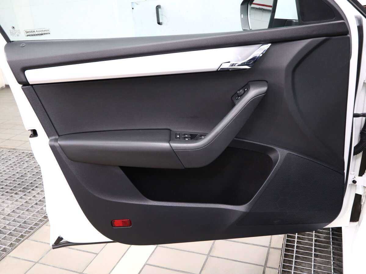 Купить Skoda Octavia с пробегом. Фото: #5