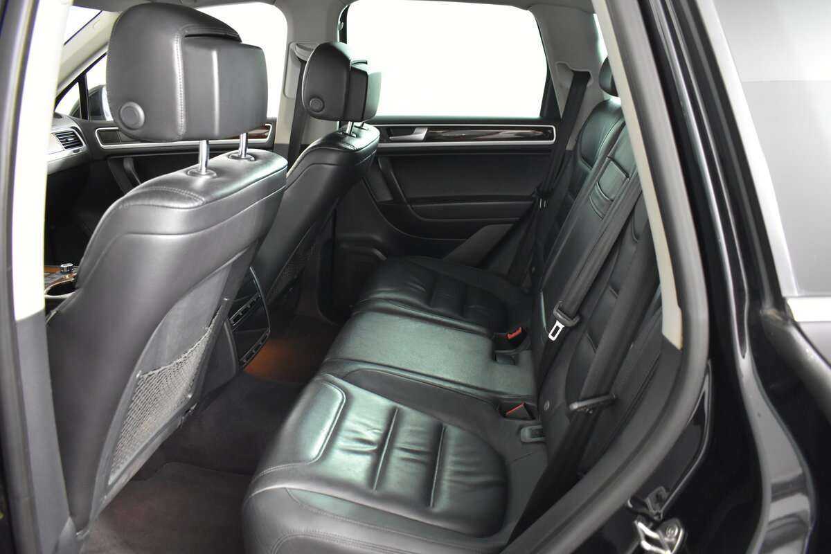 Купить Volkswagen Touareg с пробегом. Фото: #14