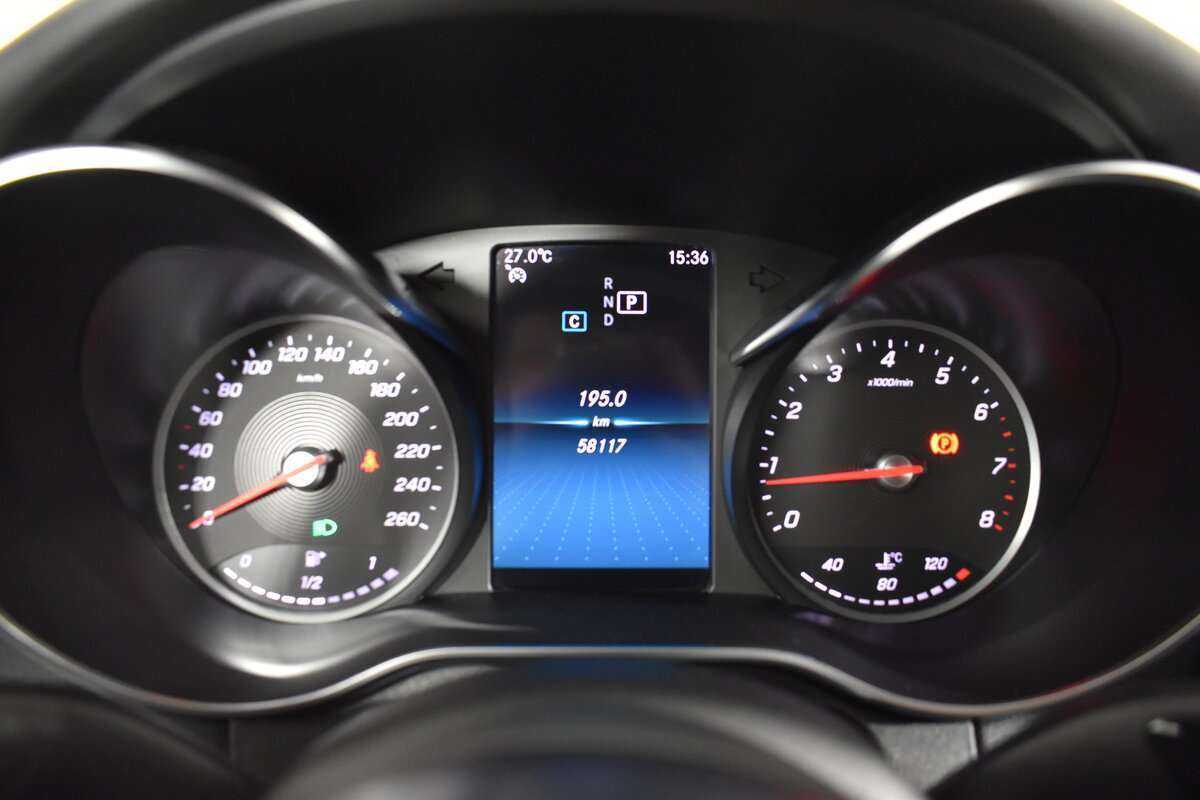 Купить Mercedes-Benz C-Класс с пробегом. Фото: #14