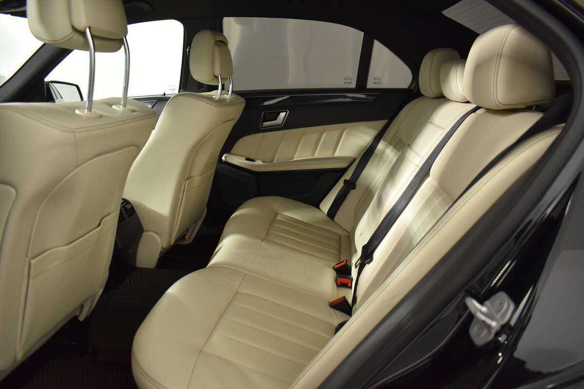 Купить Mercedes-Benz E-Класс с пробегом. Фото: #8