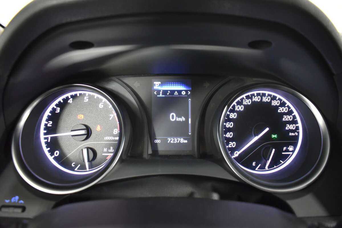 Купить Toyota Camry с пробегом. Фото: #13