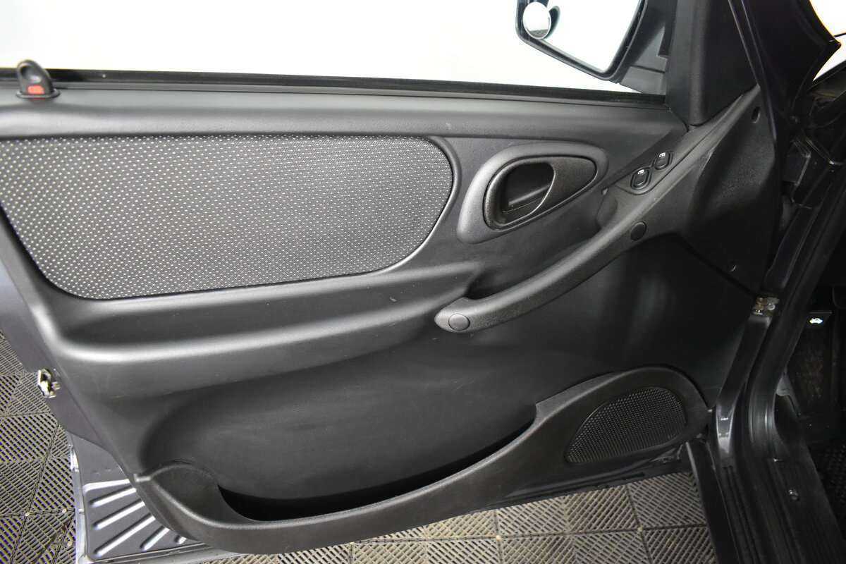 Купить Lada (ВАЗ) Niva с пробегом. Фото: #11