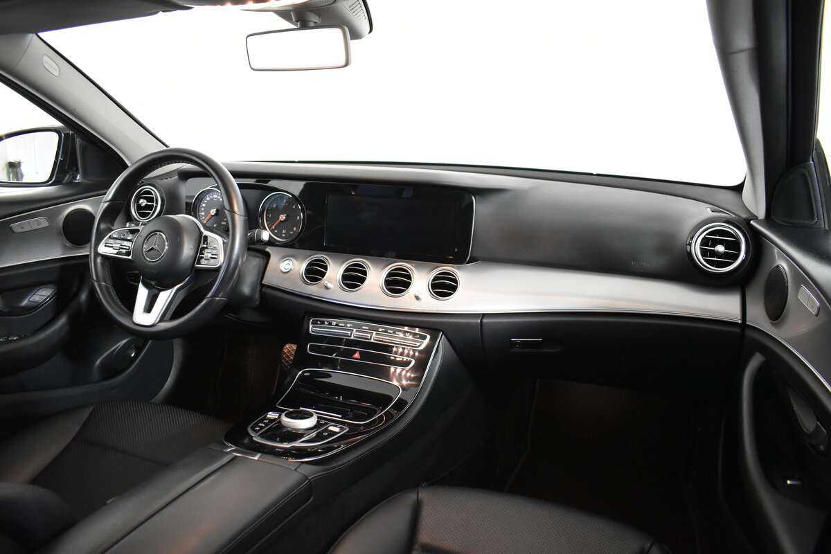 Купить Mercedes-Benz E-Класс с пробегом. Фото: #11