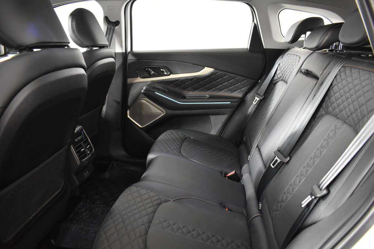 Купить EXEED TXL с пробегом. Фото: #8