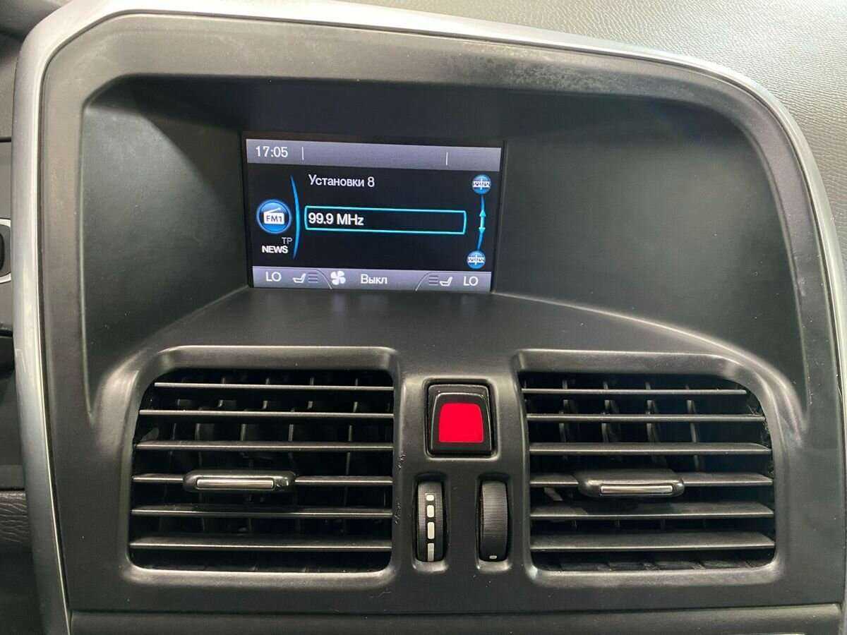 Купить Volvo XC60 с пробегом. Фото: #13