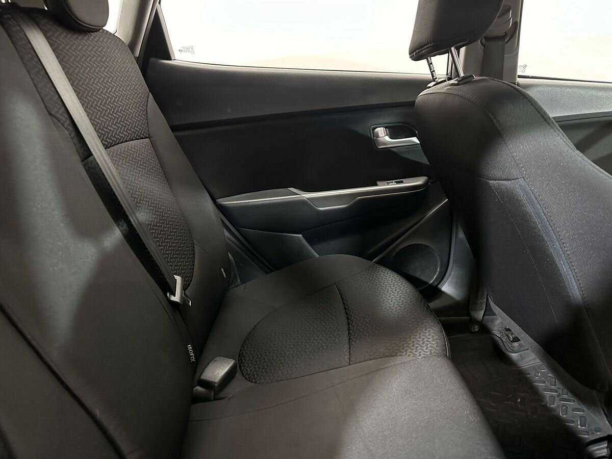 Купить Kia Rio с пробегом. Фото: #10