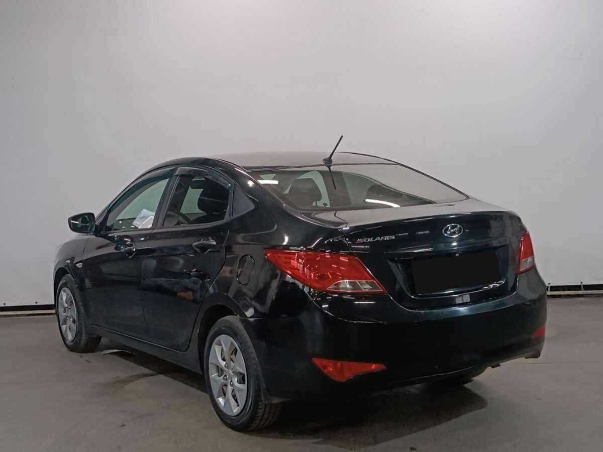 Купить Hyundai Solaris с пробегом. Фото: #6