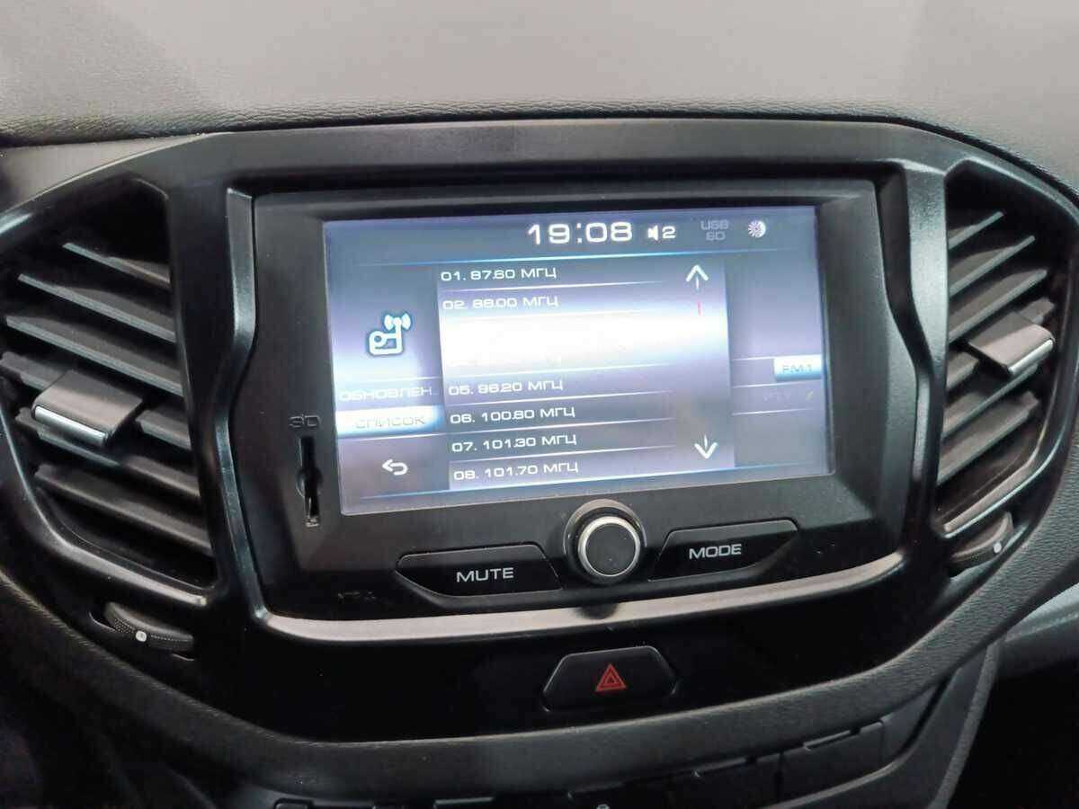 Купить Lada (ВАЗ) Vesta с пробегом. Фото: #13