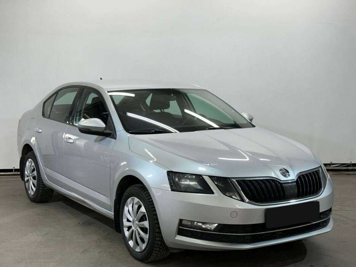 Купить Skoda Octavia с пробегом. Фото: #2