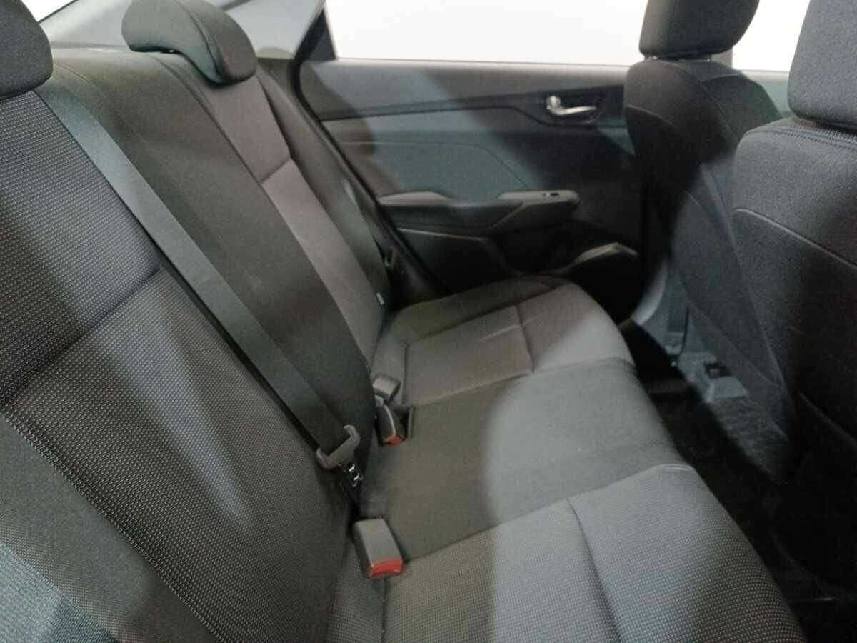 Купить Hyundai Accent с пробегом. Фото: #10