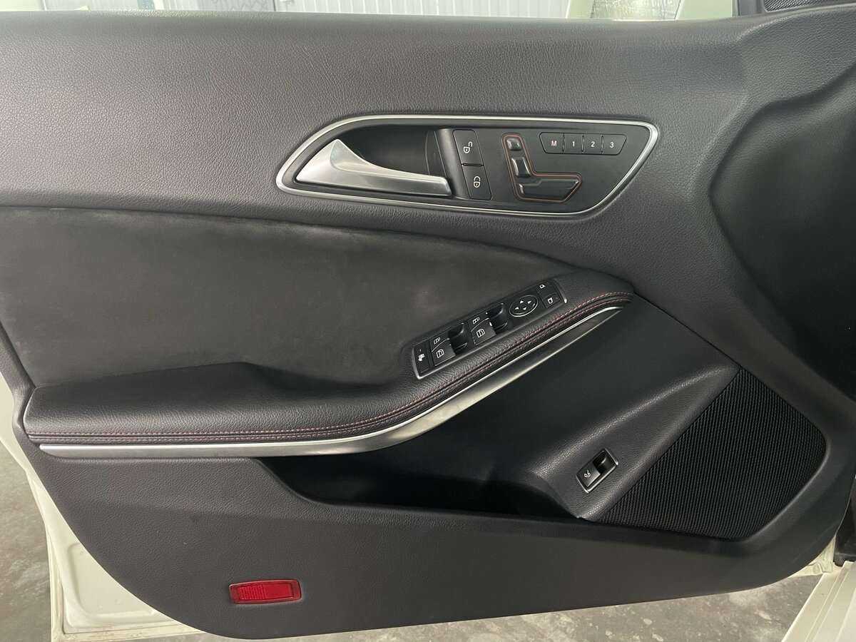 Купить Mercedes-Benz CLA с пробегом. Фото: #22