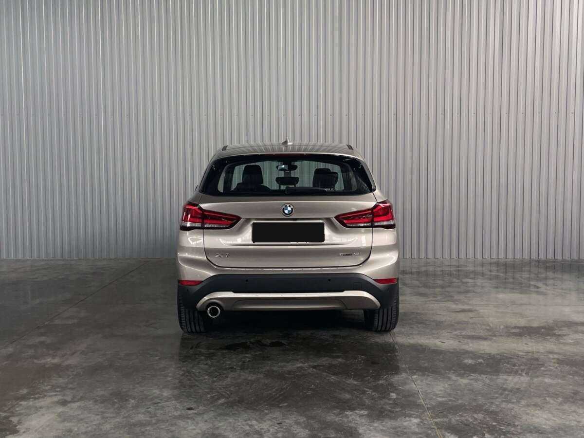 Купить BMW X1 с пробегом. Фото: #5