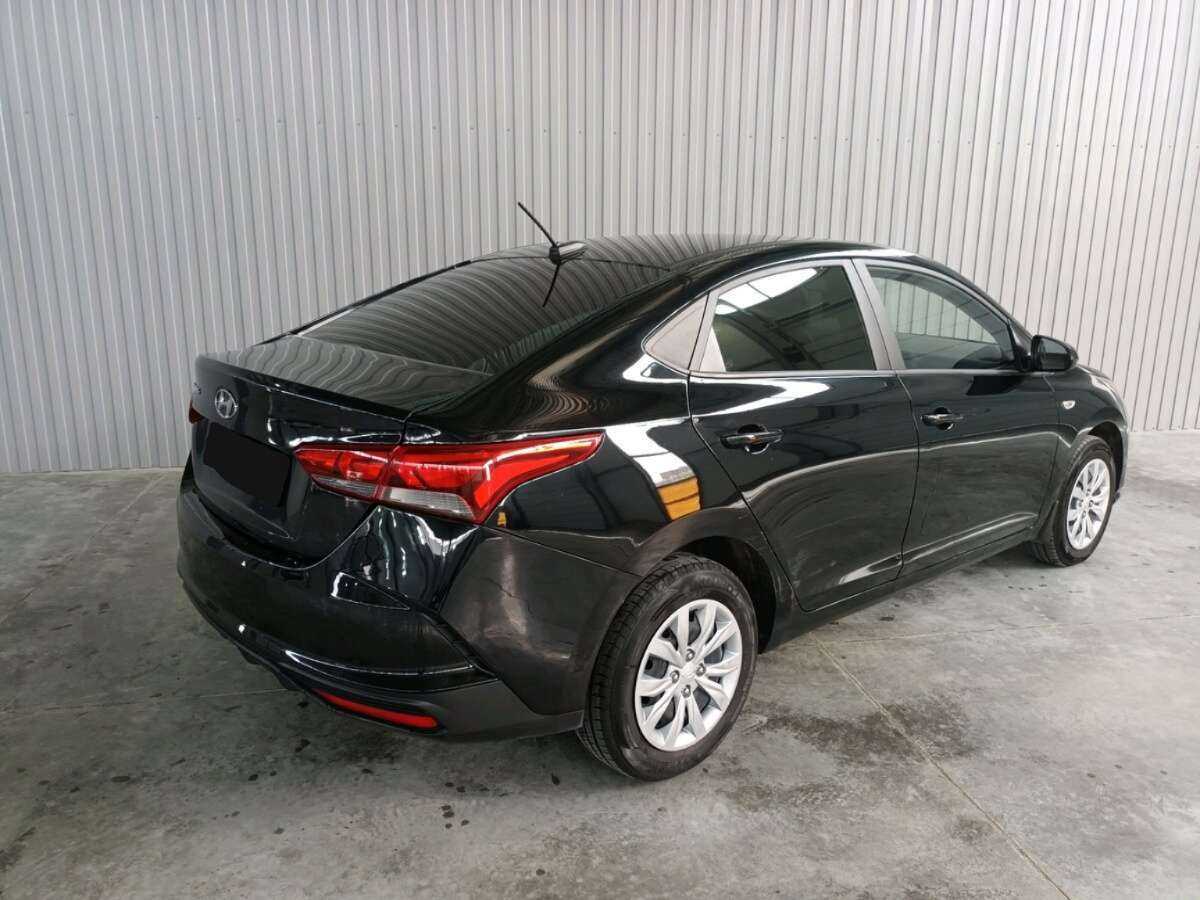 Купить Hyundai Solaris с пробегом. Фото: #4