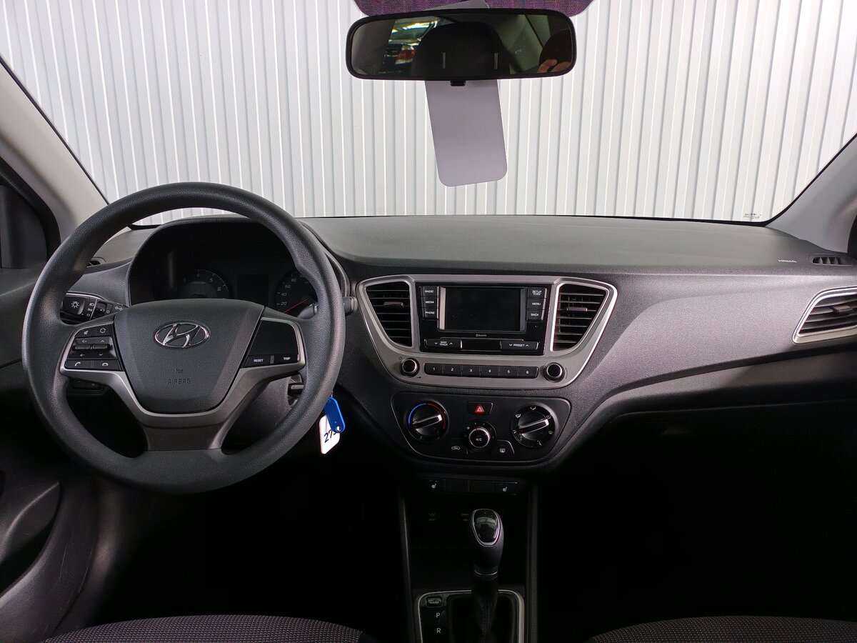 Купить Hyundai Solaris с пробегом. Фото: #8