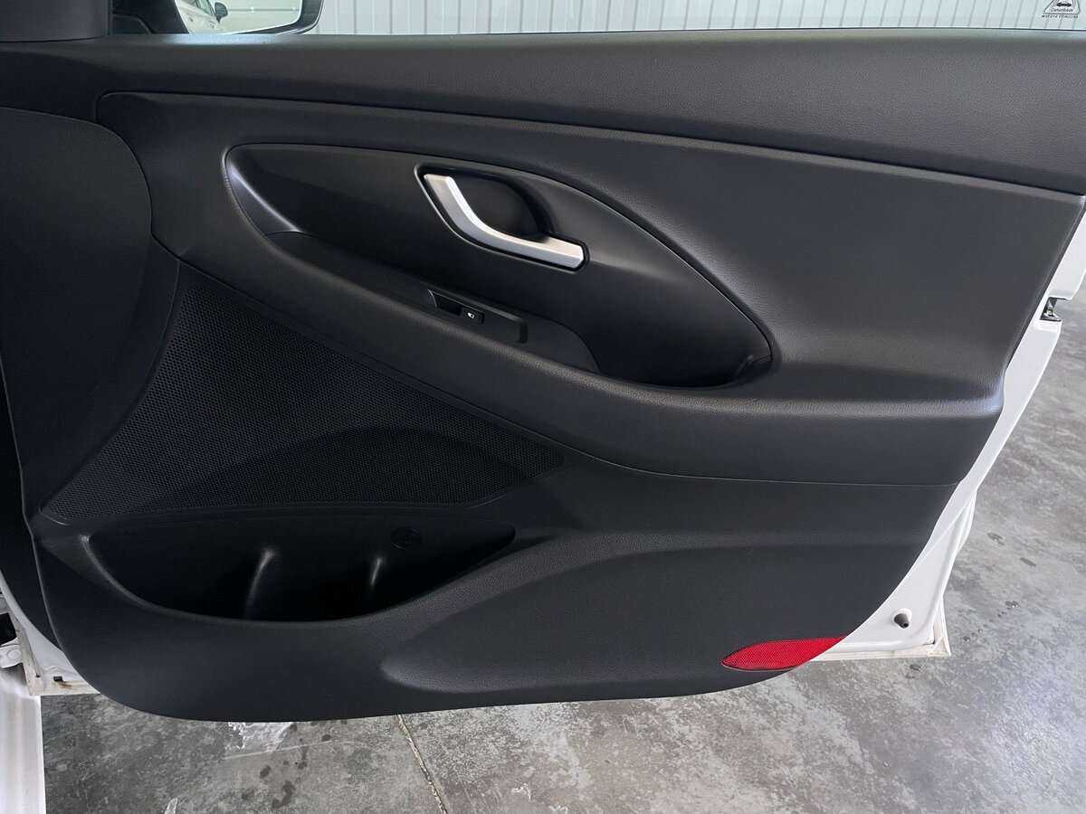 Купить Hyundai i30 с пробегом. Фото: #20