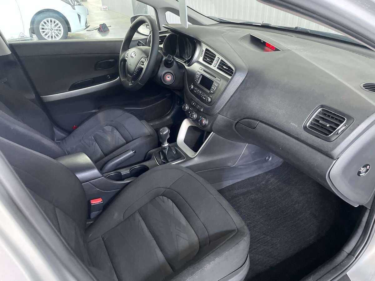 Купить Kia Ceed с пробегом. Фото: #12