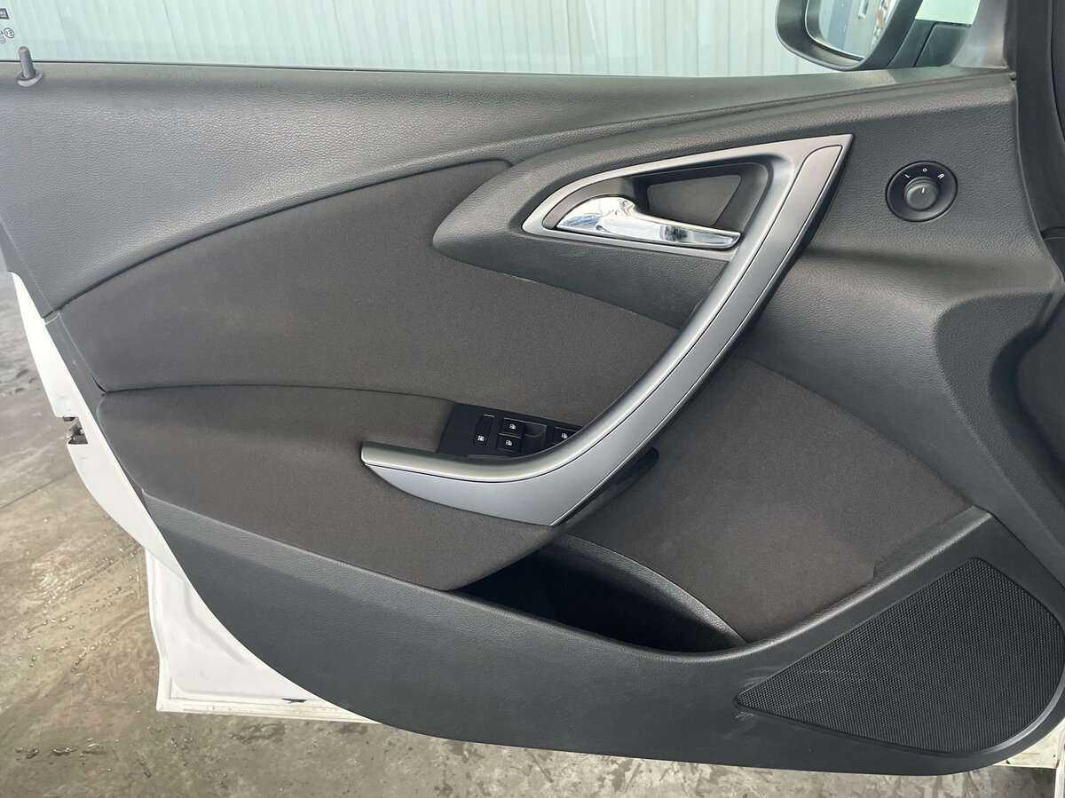 Купить Opel Astra с пробегом. Фото: #19