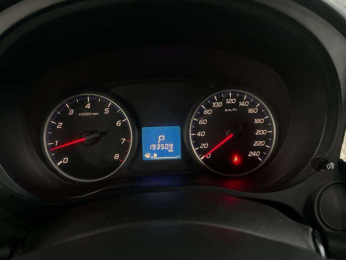 Купить Mitsubishi Outlander с пробегом. Фото: #10