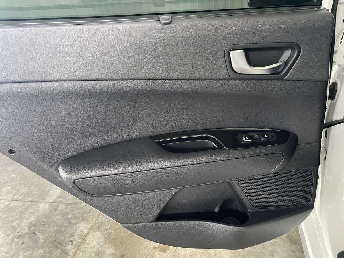 Купить Kia Optima с пробегом. Фото: #28