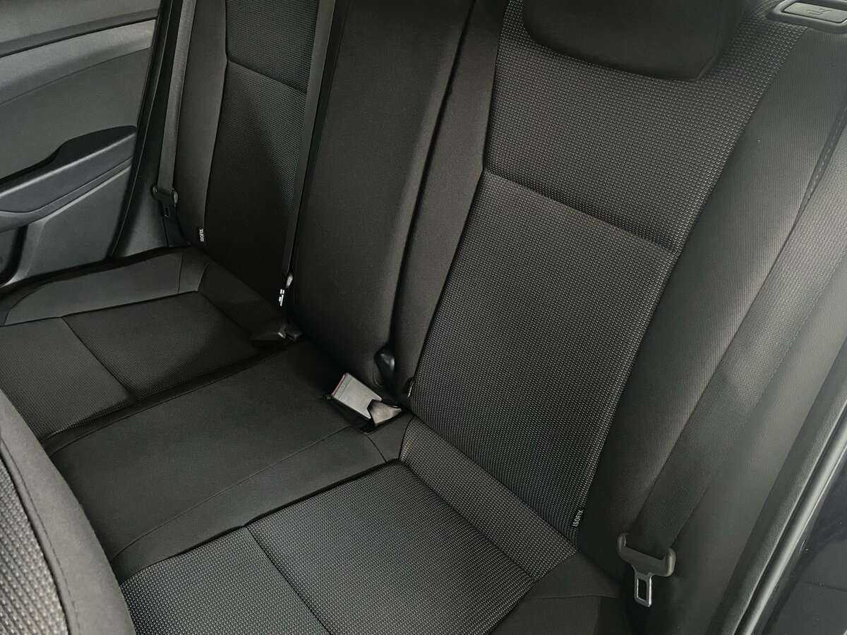 Купить Hyundai Solaris с пробегом. Фото: #17