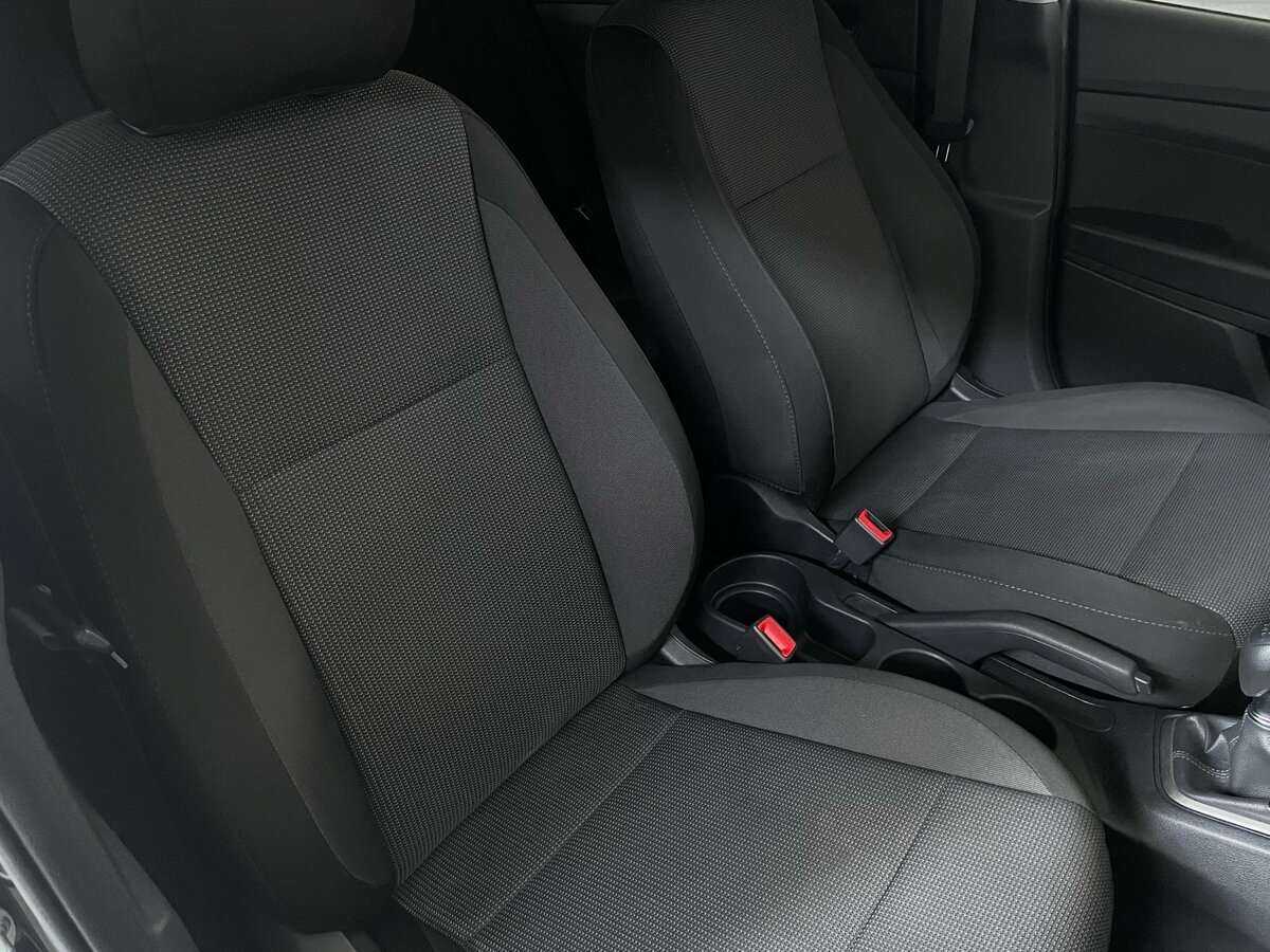 Купить Hyundai Solaris с пробегом. Фото: #18