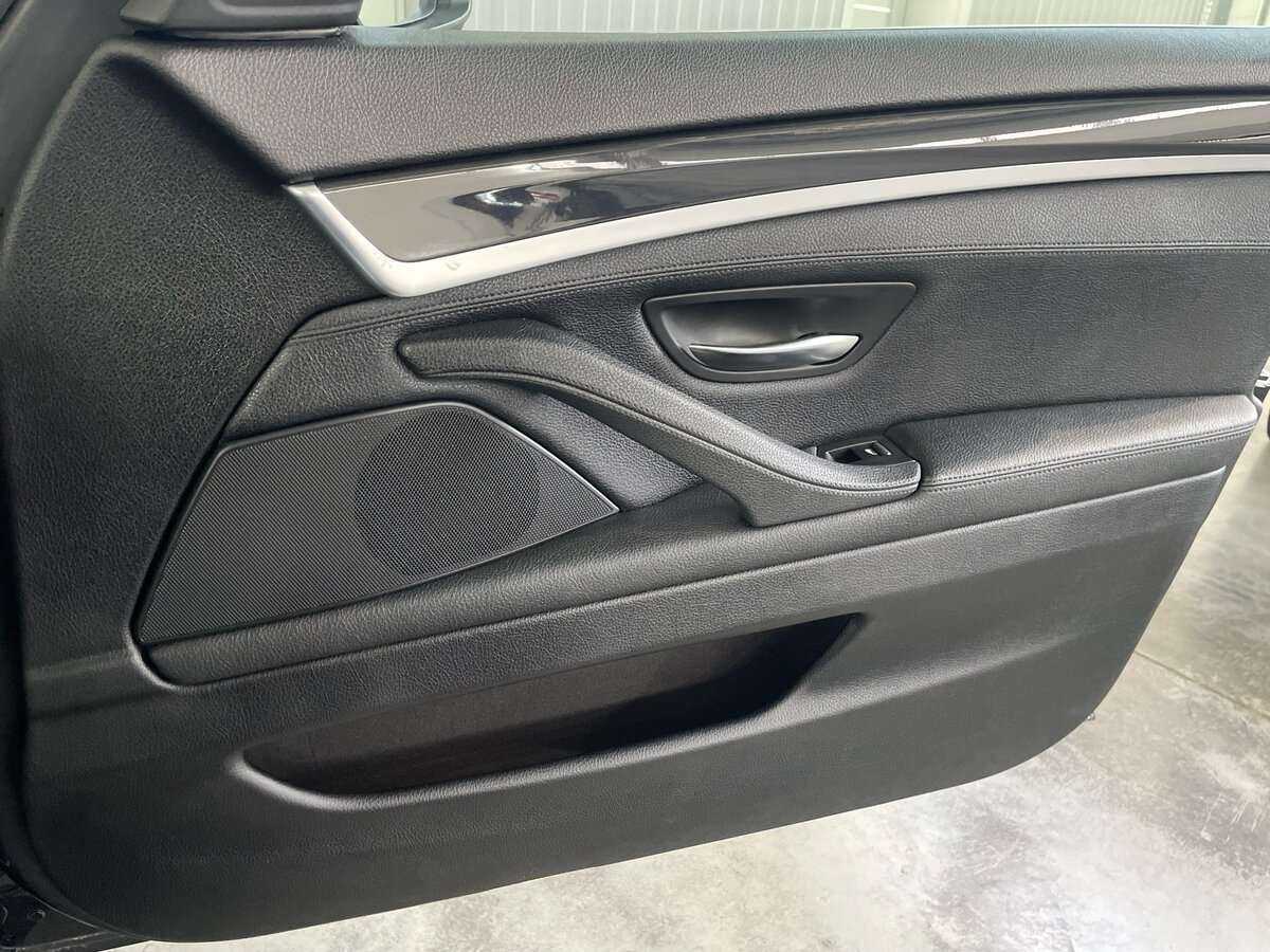 Купить BMW 5 серии с пробегом. Фото: #25