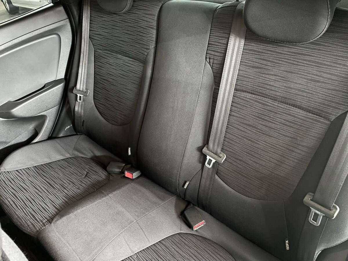 Купить Hyundai Solaris с пробегом. Фото: #13