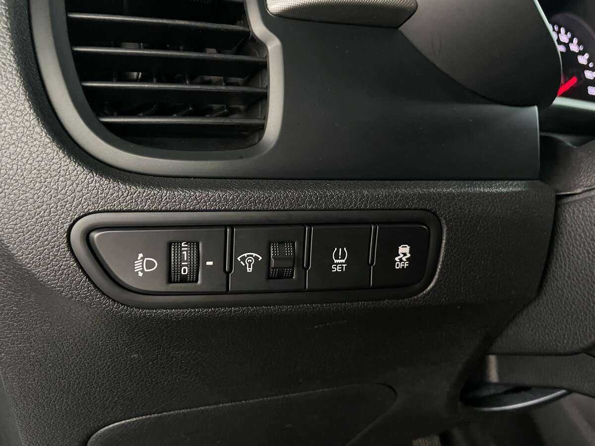 Купить Kia Rio с пробегом. Фото: #11