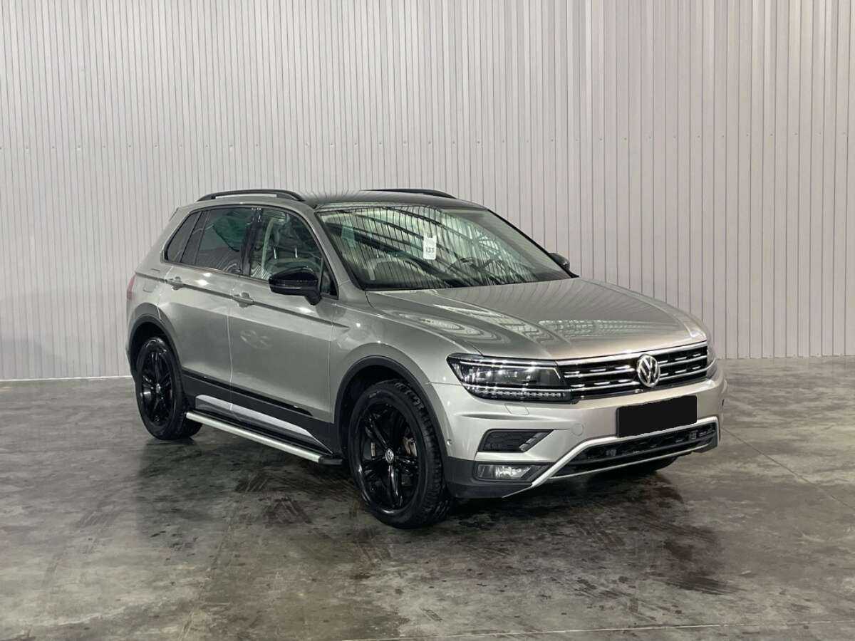 Купить Volkswagen Tiguan с пробегом. Фото: #2