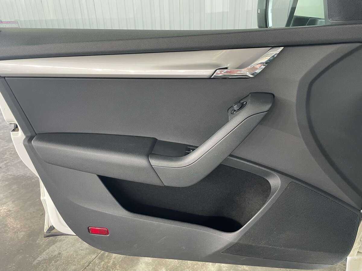 Купить Skoda Octavia с пробегом. Фото: #16