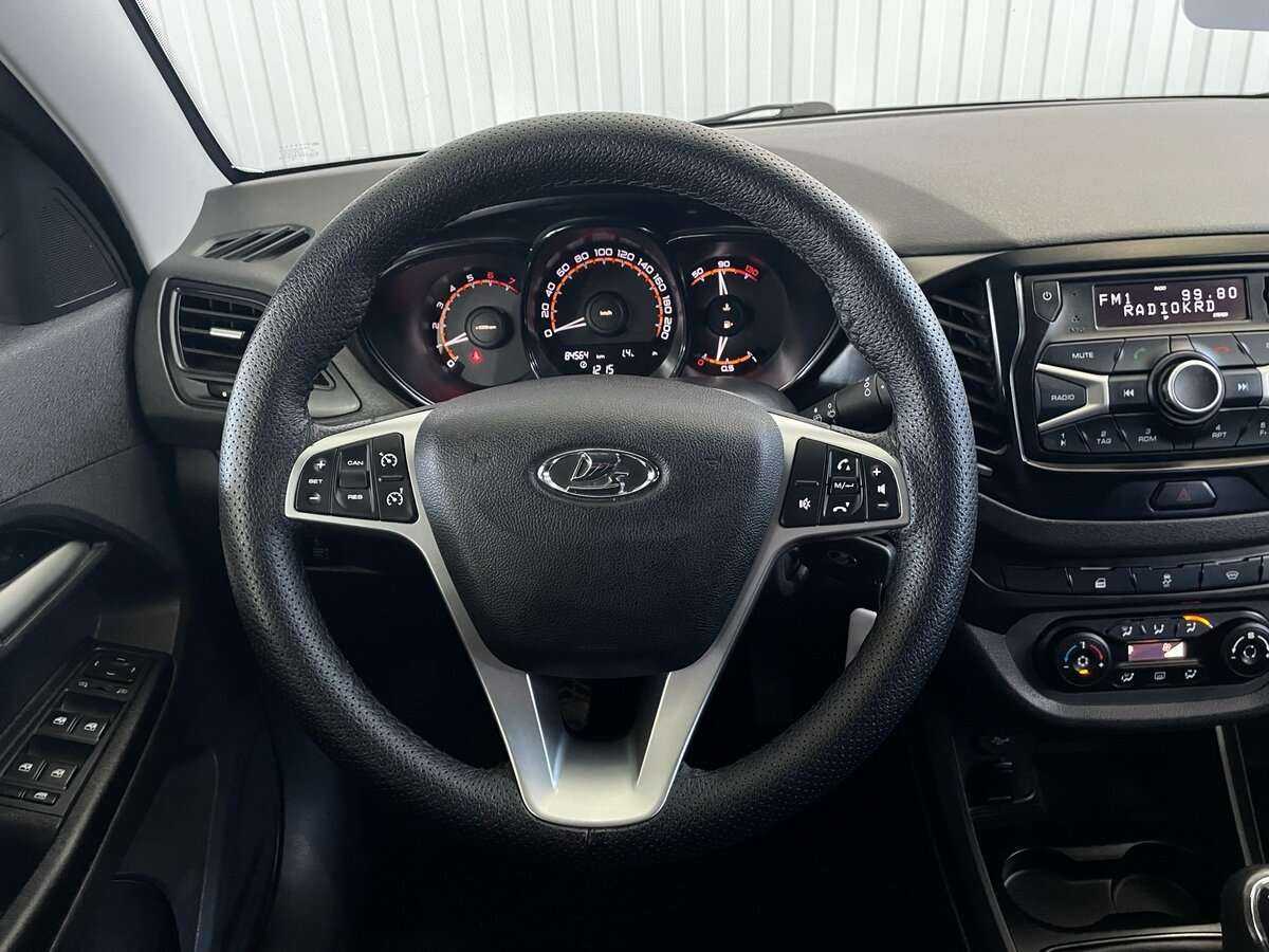 Купить Lada (ВАЗ) Vesta с пробегом. Фото: #9