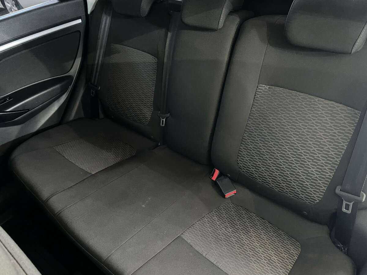 Купить Lada (ВАЗ) Vesta с пробегом. Фото: #15