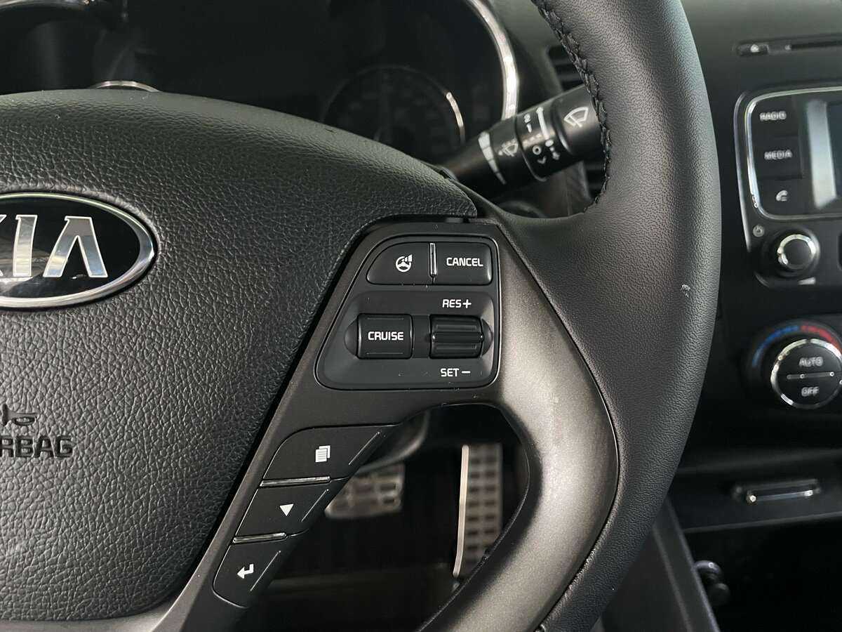 Купить Kia Cerato с пробегом. Фото: #12
