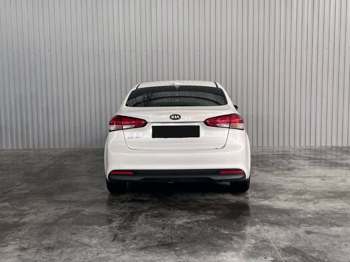 Купить Kia Cerato с пробегом. Фото: #5